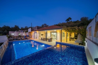 Villa Boğaziçi 1 | Kalkan Sarıbelen’de Korunaklı Jakuzili Villa
