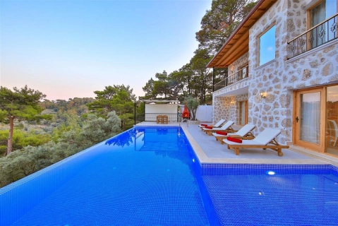Villa Leon
