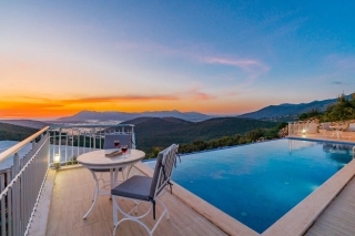 Villa Infinity – Kalkan İncebel’de Lüks, Manzaralı Tatil Villa