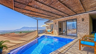 Villa Rock – Kalkan Yeşilköy’de Balayı ve Huzur İçin Özel Bir Kaçış