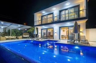Villa Filiz: Doğa İçinde Çocuk Havuzlu Muhteşem Aile Villası ile Huzur