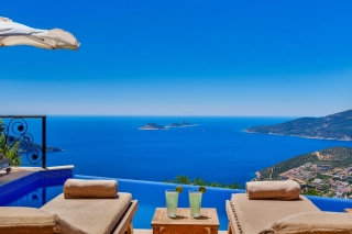 Villa Tunç, Deniz Manzaralı Taş Villa - kalkanvillacomtr