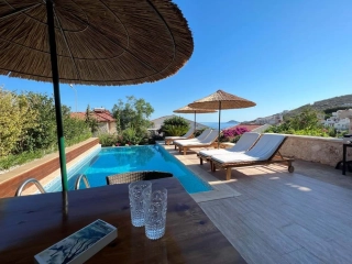 Villa Sole Myra | Kalkan Merkez’e Yürüme Mesafesinde, Havuzlu Villa